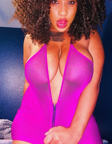 raynellemariah OnlyFans Porn Nackt