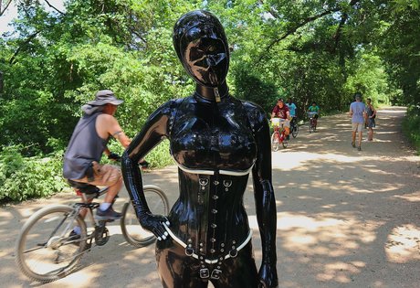 dollified Neue OnlyFans Leaks