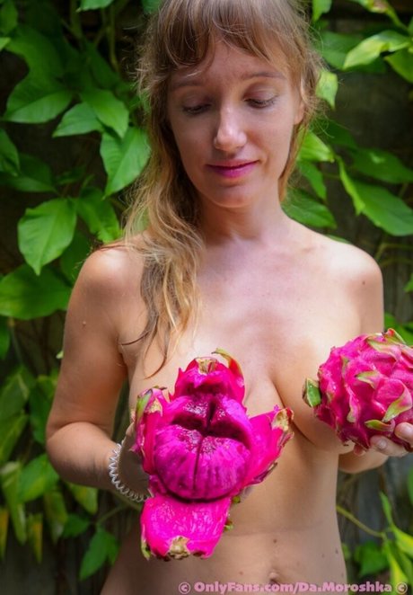 Katrina Moroshka NurlyFans-Brüste