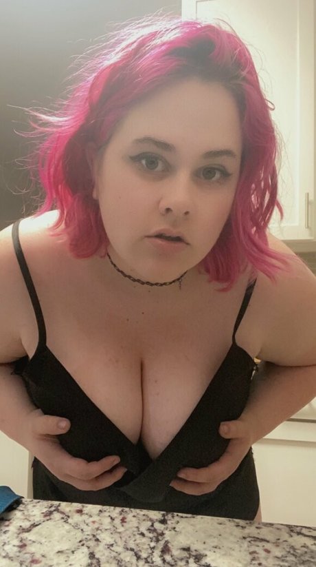 pinkpacifist OnlyFans XX