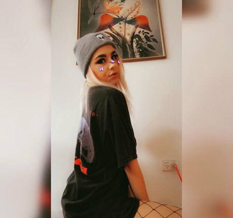 tinytemptress17 OnlyFans Sextape geleakt