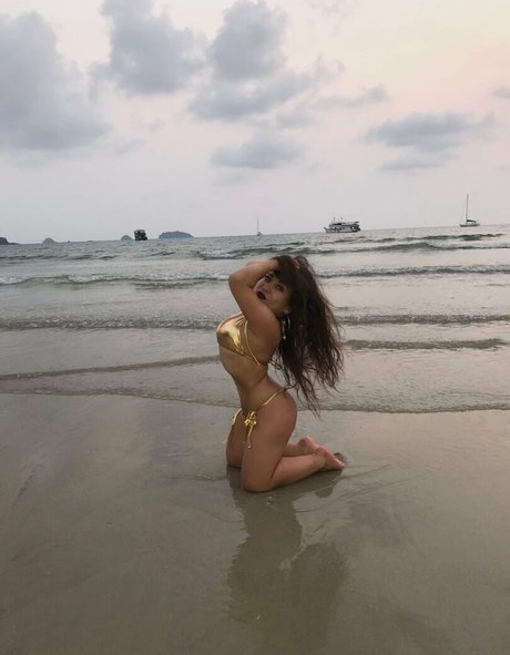 legal lolly Nackt auf OnlyFans Leak