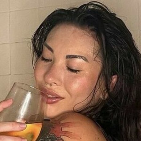 iris est2020 OnlyFans-Bilder geleakt