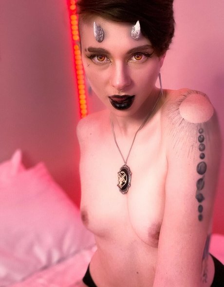 Flickerspark OnlyFans Strip