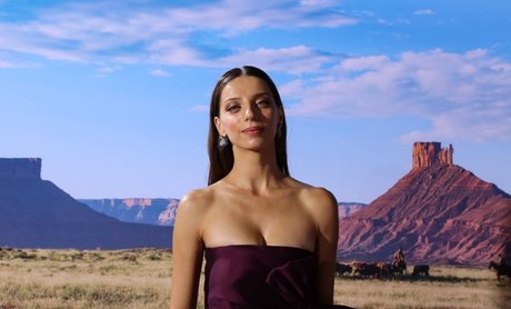 Angela Sarafyan OnlyFans Gratis