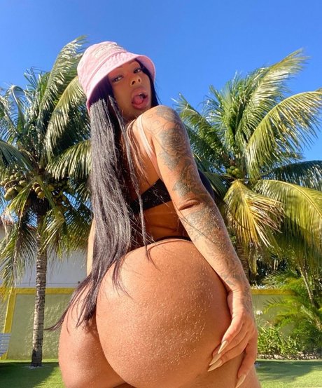 Valentina Ferraz Leaks von OnlyFans