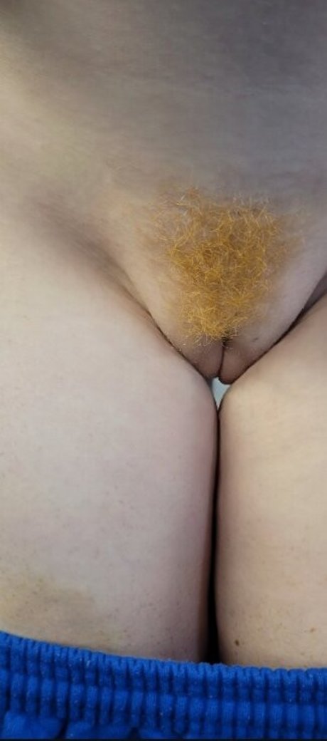 Skyfiree18 NurlyFans-Pornos