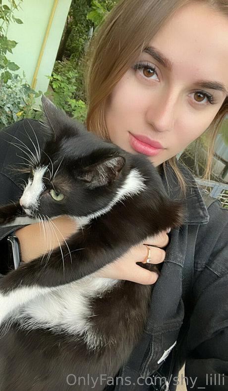 shy lilli Oben ohne OnlyFans