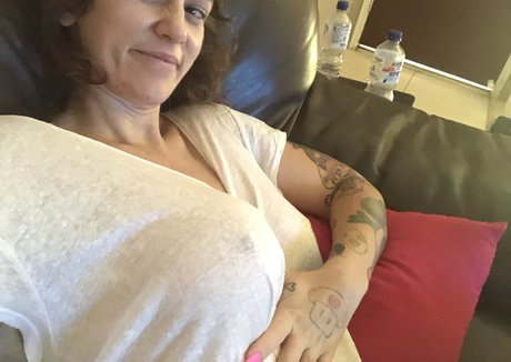 melodyradford OnlyFans schlank