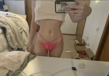 Nellie Edens Sexy OnlyFans