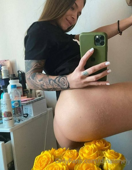 dinalonely Nacktbilder auf OnlyFans