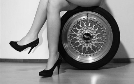 s b 1994 OnlyFans Nacktbilder geleakt