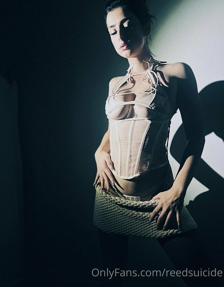 Reedsuicide Oben ohne OnlyFans
