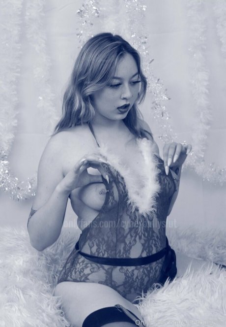 cyberbullyslut Leaks von OnlyFans