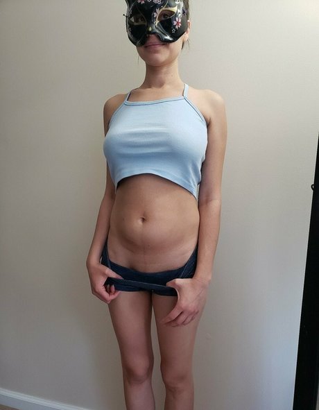 Tiny And Tan OnlyFans kostenlos