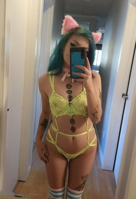 l un aa OnlyFans Nackt