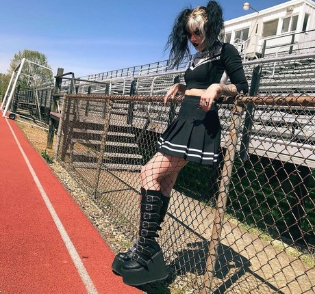 Gianna Frankenstein OnlyFans Inhalte