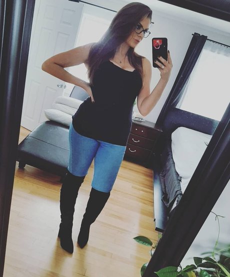 asiatische schwester onlyfans perfekte Beitrag