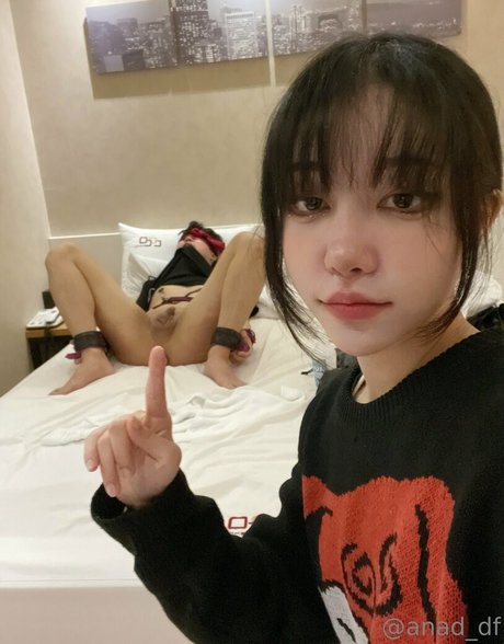 anad df OnlyFans nackt