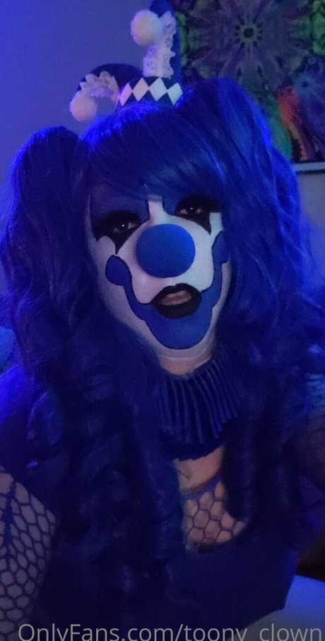 toony clown Model OnlyFans Foto