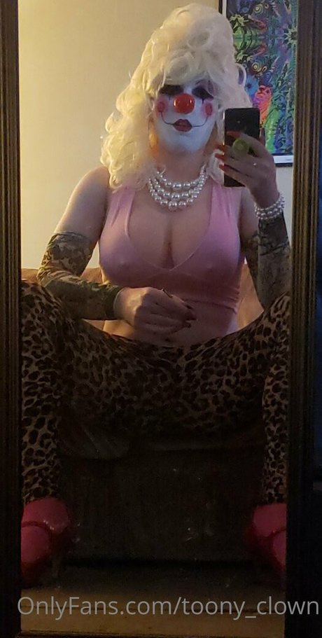 toony clown OnlyFans Nacktbilder