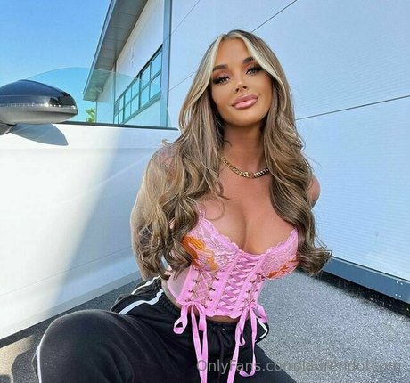 laurendotcom NurlyFans-Pornos