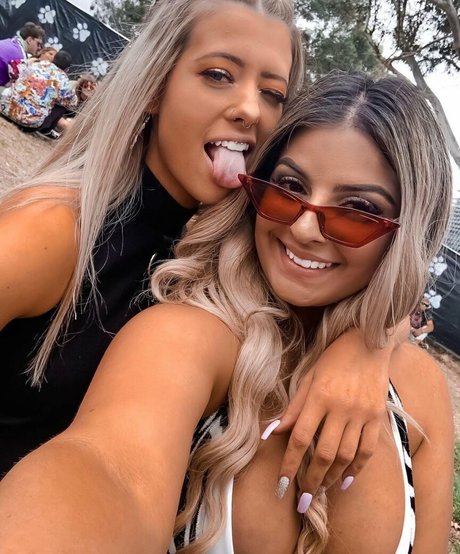 teen webcam onlyfans sexy nackt Foto