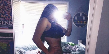 Chloe C OnlyFans Mega