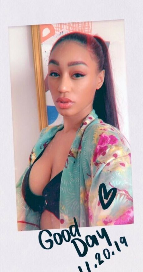 Nia Simone OnlyFans Porn Nackt