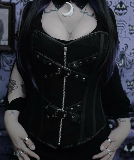 Nightmarekittykat Model OnlyFans Foto