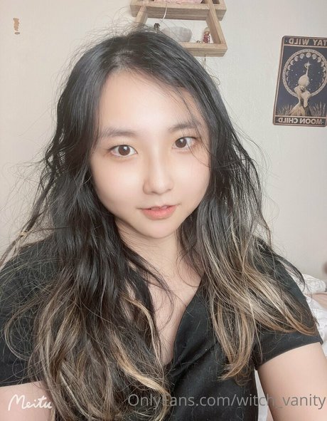 witch vanity Nacktbilder OnlyFans geleakt