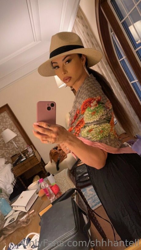Shhhantell Nackt auf OnlyFans