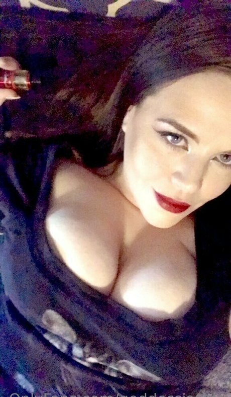 goddessisolda XXX Leak OnlyFans