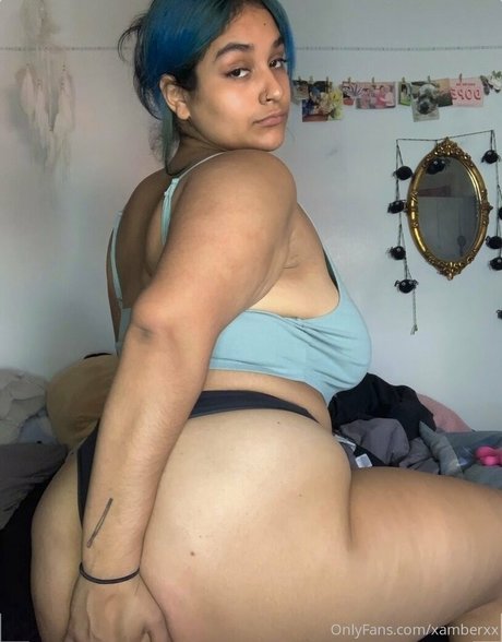 xamberxx OnlyFans Striptease