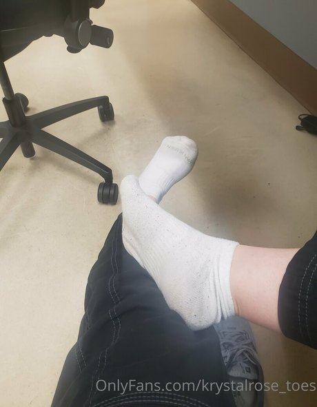 krystalrose toes Neuer OnlyFans Leak