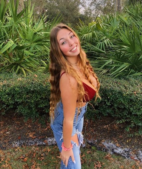 Makenna Adams OnlyFans XX