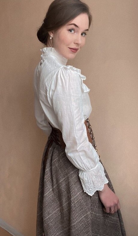 ASMR ArtSound OnlyFans Bilder