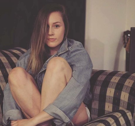 Elizabeth Height Joi OnlyFans