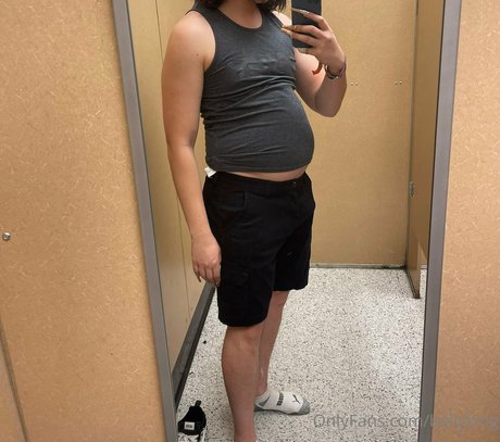 bellyking OnlyFans öffentliche Fotos OnlyFans