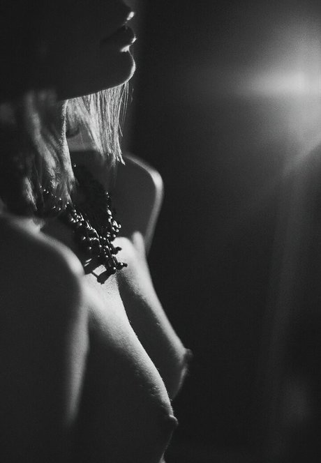 Guerlain OnlyFans Nackt Leaks