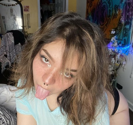 wittlebabybunni OnlyFans nackte Brüste