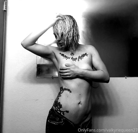 valkyriequeen27 Sextape OnlyFans Nacktbilder