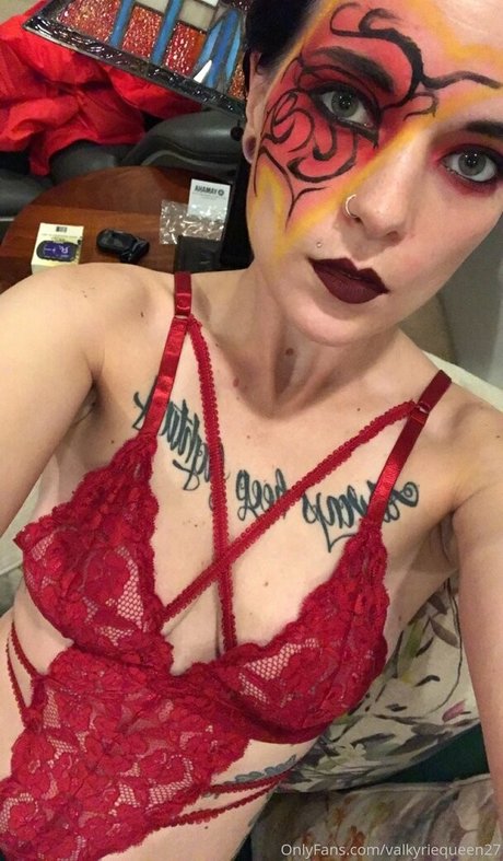 valkyriequeen27 Leak von OnlyFans Pornografie