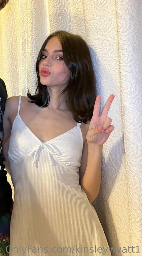 Kinsley Alyse Wyatt Gratis OnlyFans