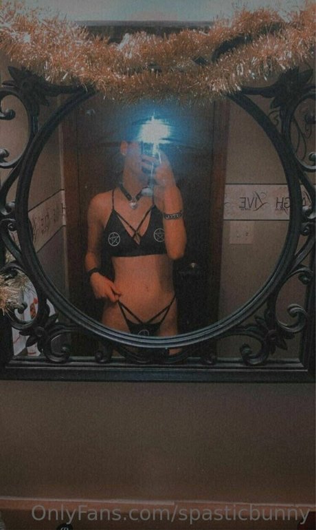 Spasticbunny OnlyFans geleakt