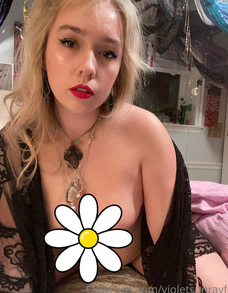violetsunrayf OnlyFans öffentliche Fotos OnlyFans