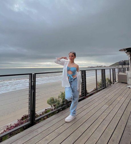 Ava Kolker OnlyFans Nacktbilder