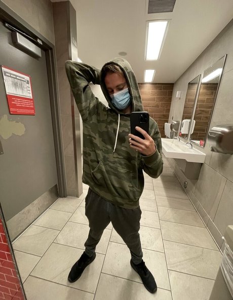 skaterrboi OnlyFans Sextape