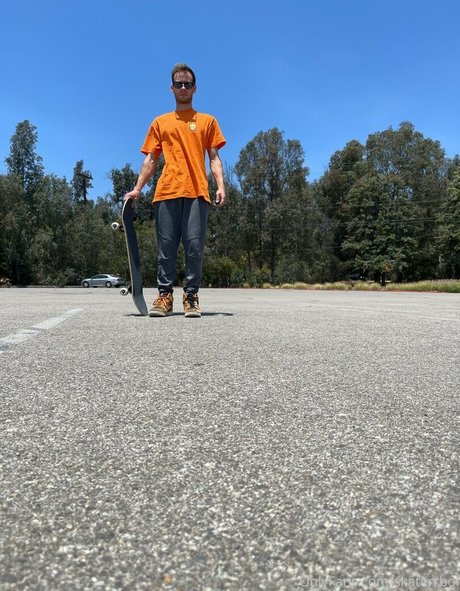 skaterrboi XXX OnlyFans