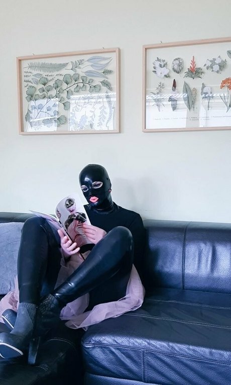 heavyrubberette Nackt auf OnlyFans